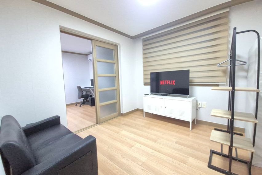 신라하우스pc룸203 2번째 이미지