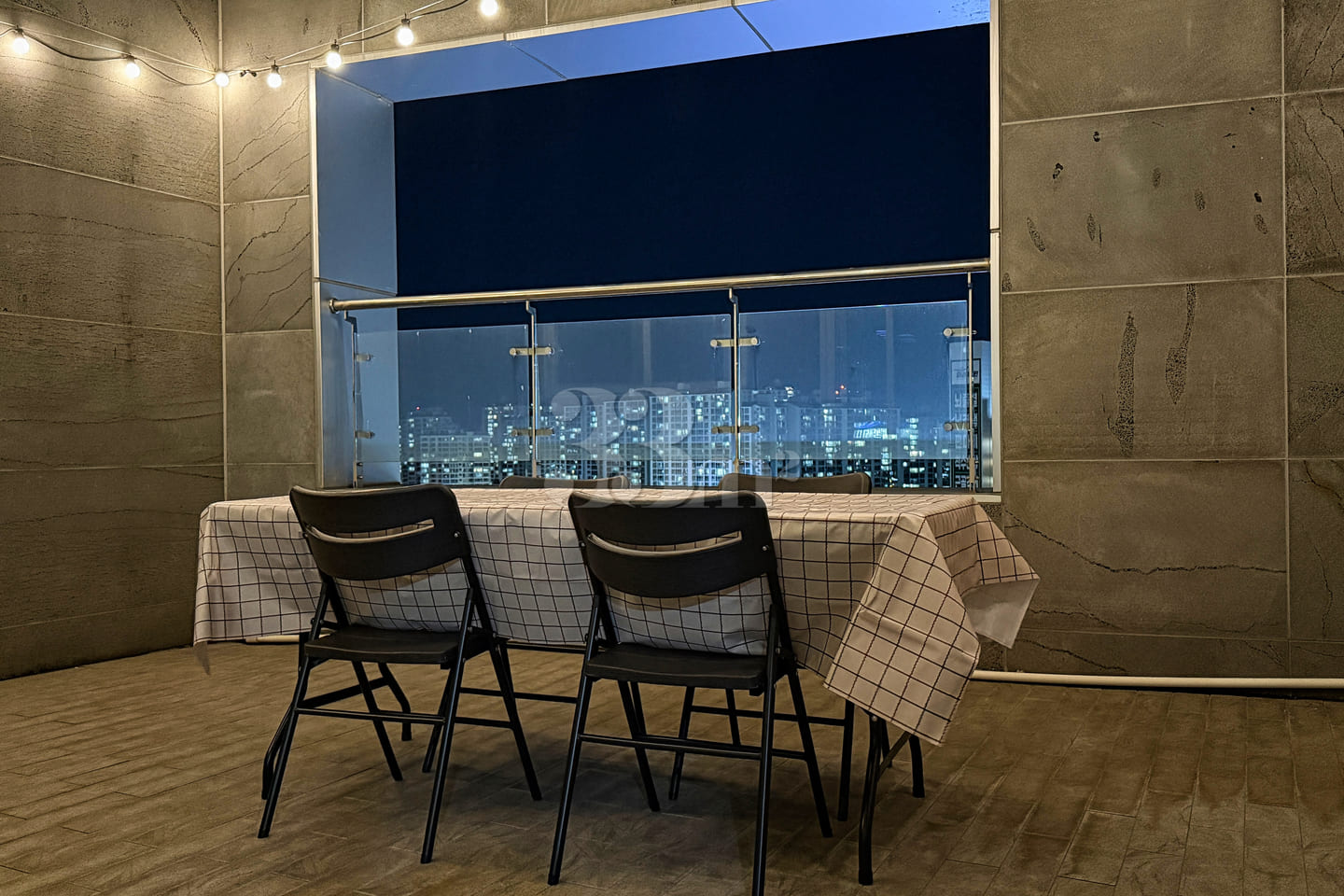 60-Pyeong Penthouse with Large Terrace 11th image
