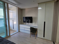 Newly built near the airport/1 minute to E-Ma 2th image