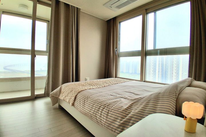 Songdo 2-Room Unit ๐ Sky View 4th image