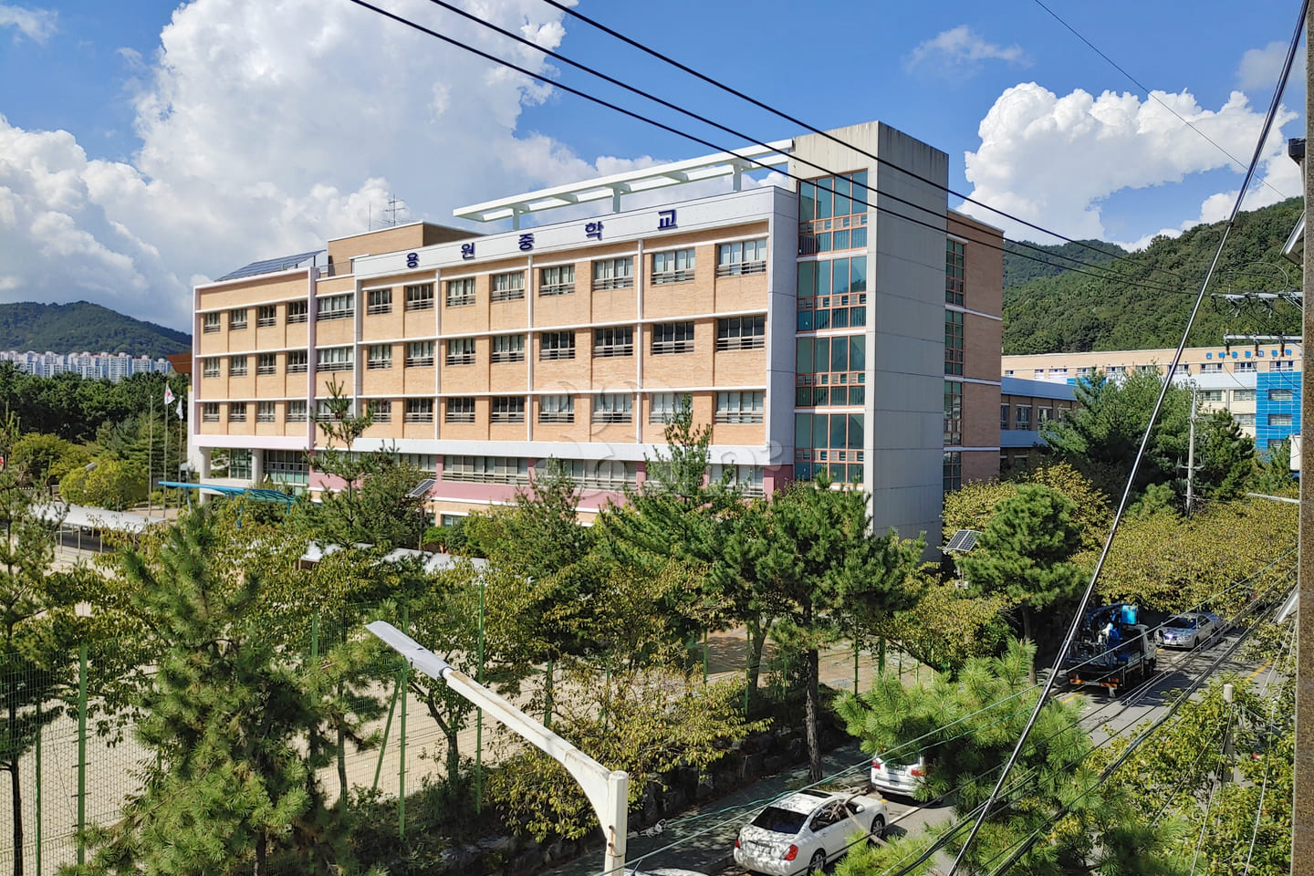 Yongwon-dong 1.5-room unit with a large veran 17th image