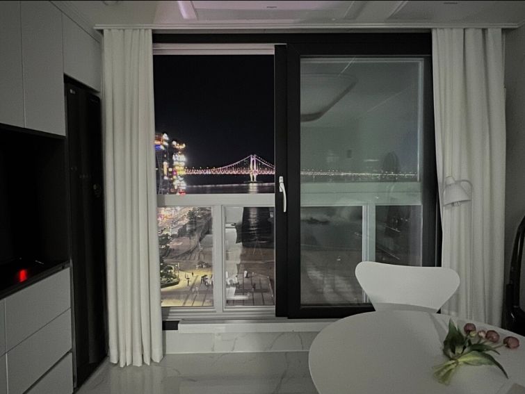 Gwangalli Ocean View Aesthetic Accommodation  6th image