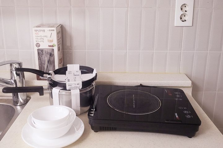 Suyu Station Fully Furnished Unit (B2) 9th image