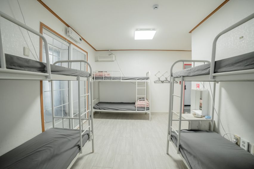 별게스트하우스입니다