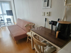 High-rise, fully furnished unit near Bangbae/ 9th image