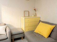 Clean and airy 3-room unit 2th image