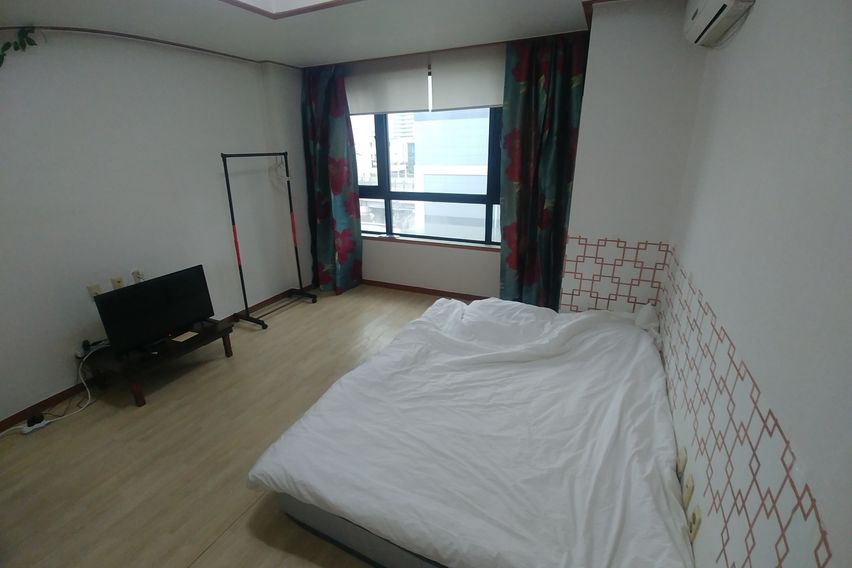 구의역까지 80미터.