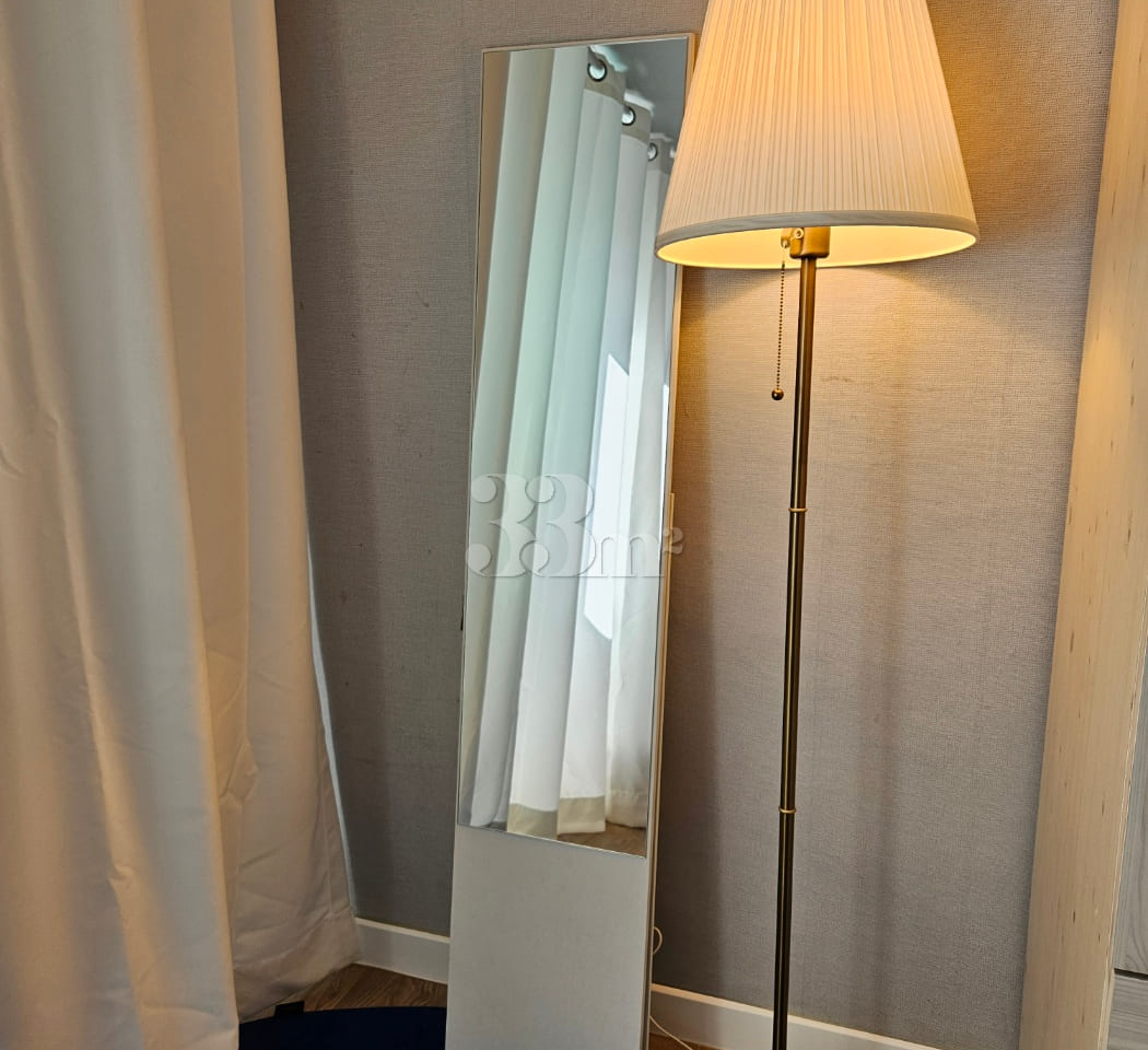 Hotel-style bedding for two in Sillim 6th image