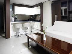 Luxurious three-bedroom, fully furnished 8th image