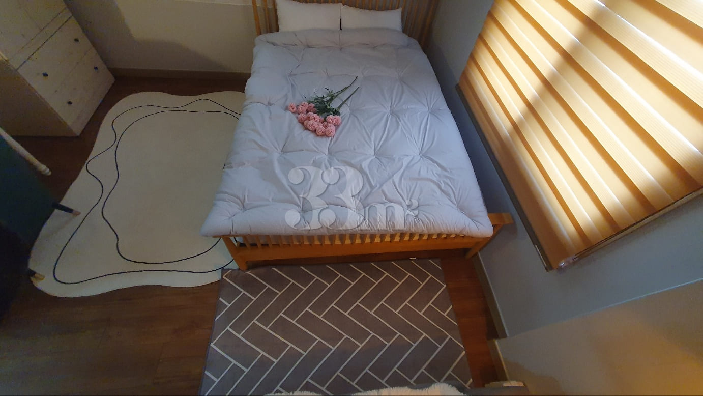 JJ Room 14th image