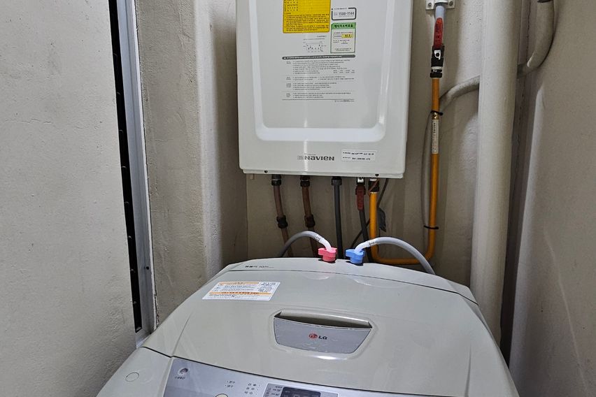 스타벅스2분 깔끔한숙소