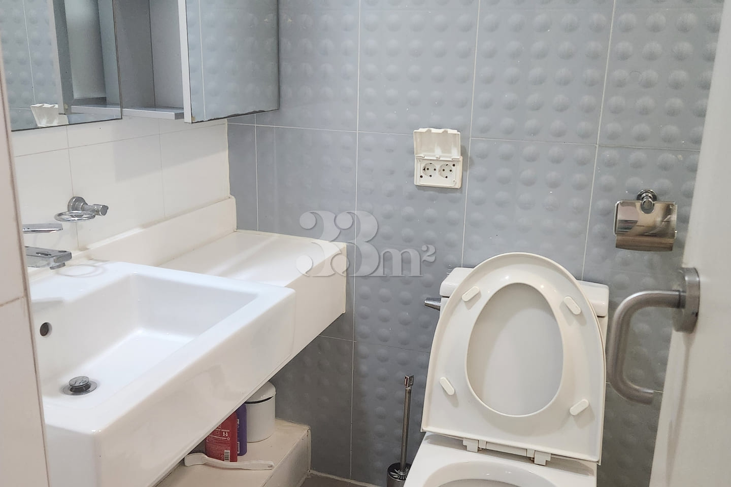 Fully furnished apartment with a great view i 7th image