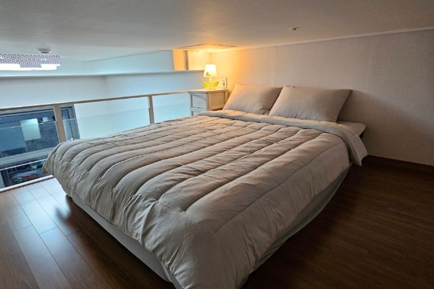 Fully-furnished studio apartment near Ilsan B 4th image