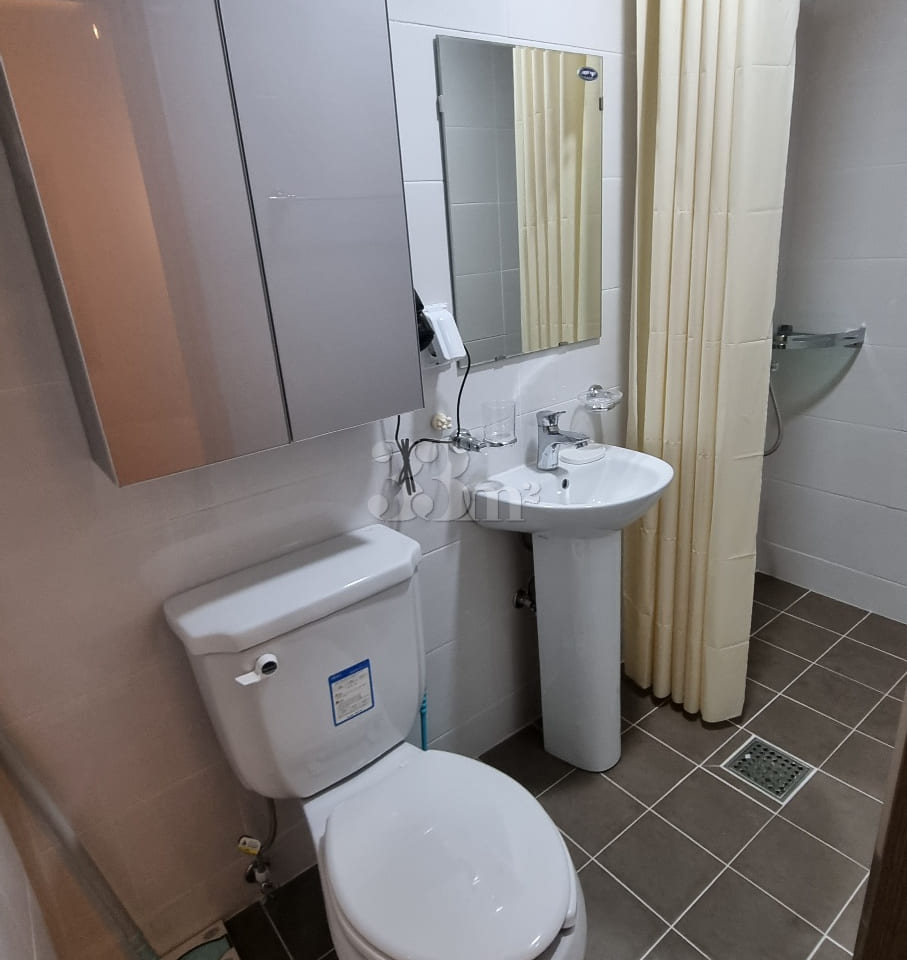 Riverside fully furnished studio, 2nd floor ( 7th image