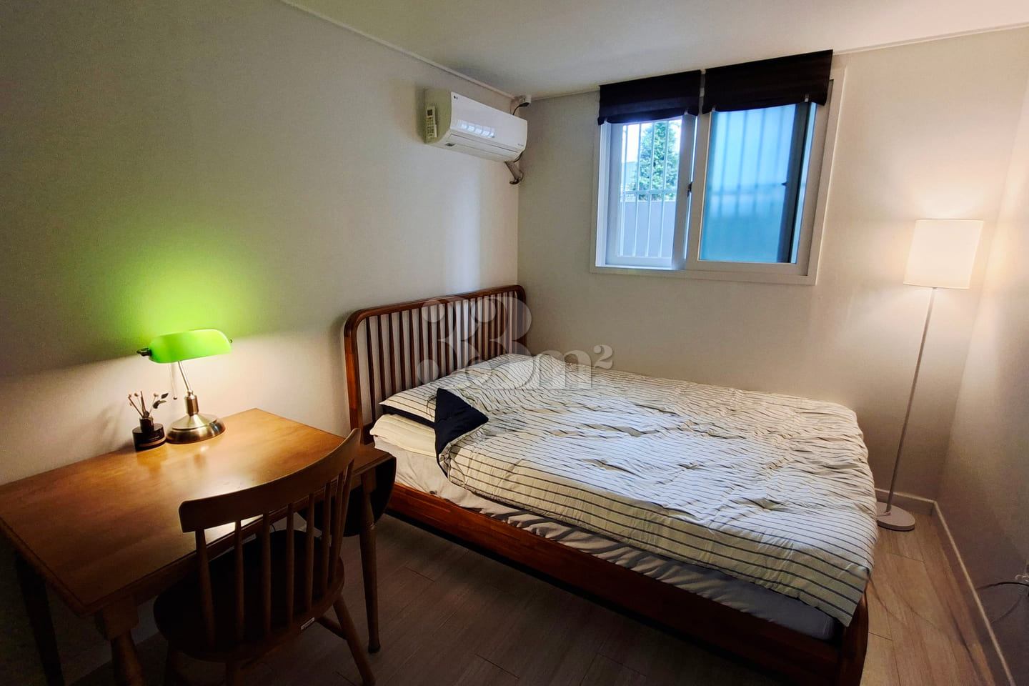 ♥️ Queen-size bed near Saejeol Station (Line  2th image
