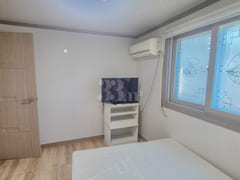 Fully furnished two-room apartment with amazi 3th image
