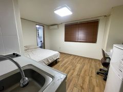 2 minutes from Nonhyeon Station (studio apart 5th image