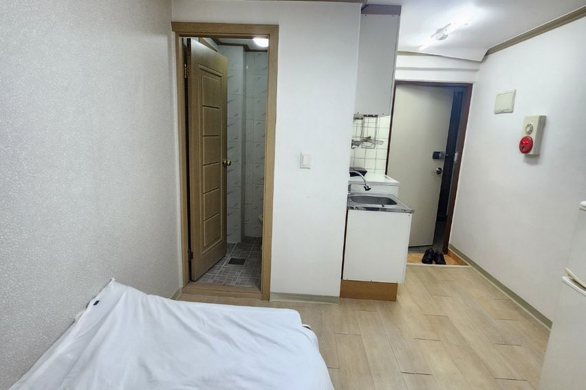 #89 깨끗하고 조용한