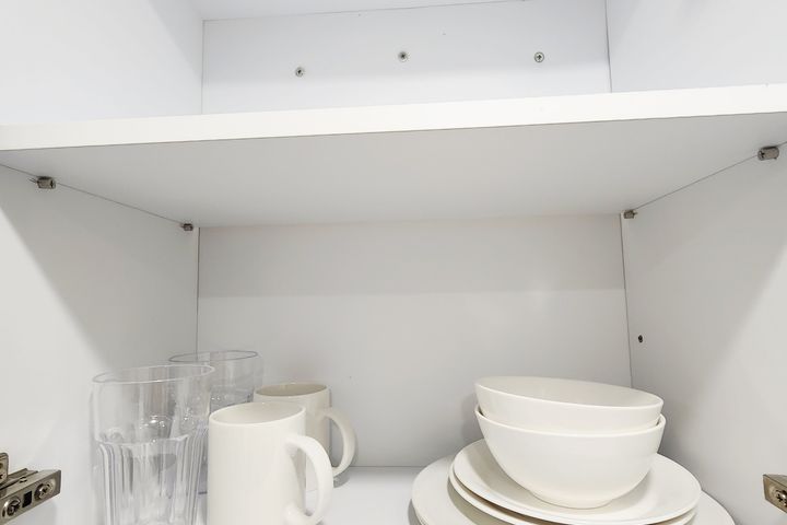 Room 202 9th image