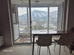 A room with a view. 0th image