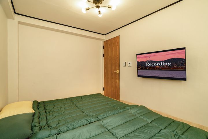 Cheongnyangni 3-room, stylish accommodation 3th image