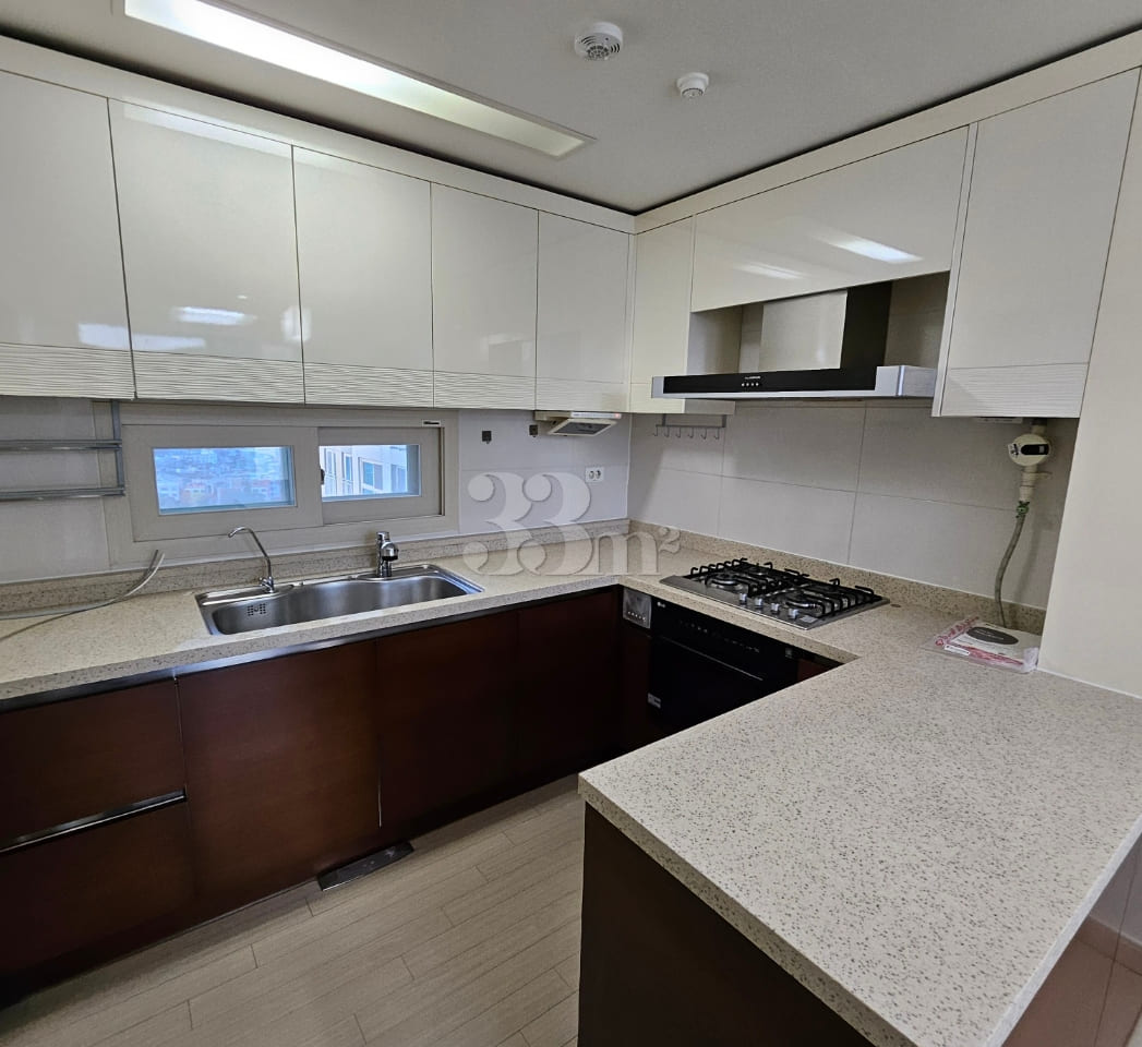 3-bedroom apartment with forest view in Bulda 11th image