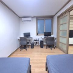 신라하우스pc룸203 방 이미지