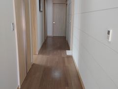 Spacious 3-bedroom apartment in Cheongna, Inc 7th image