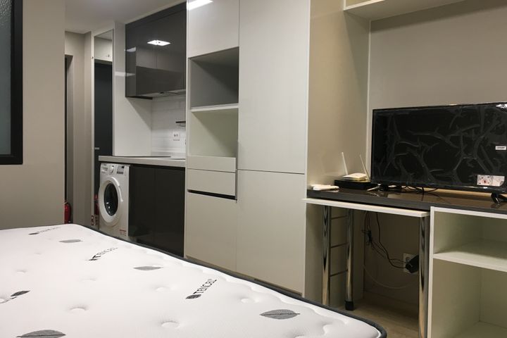 Accommodation with a terrace 4th image