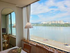 A stay with an open view of the Han River 0th image