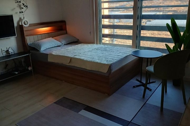 Fully furnished studio apartment near Innovat 0th image