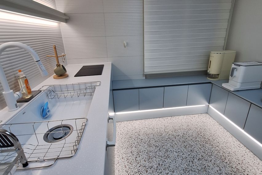 산본역 3분 디럭스C