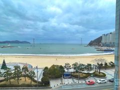 Spacious studio apartment in front of Songdo 18th image