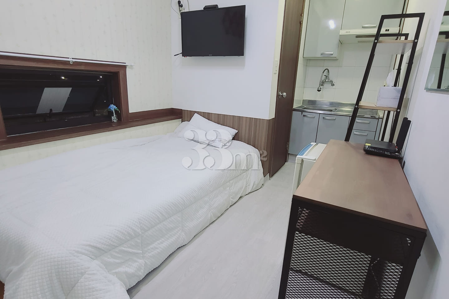 5-minute walk from Ansan Jungang Station 2th image