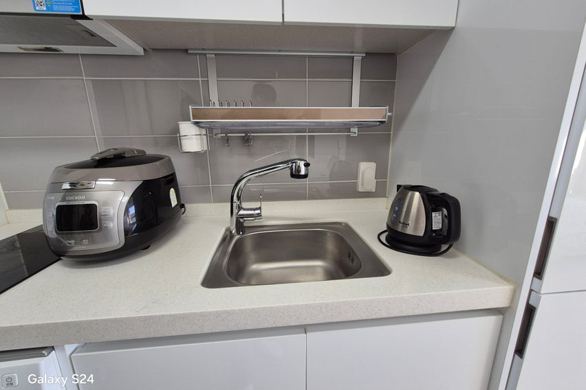 뻥뷰,신축,남부터미널역