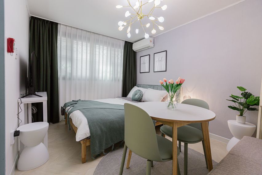 홍대3번출구 1.5룸3