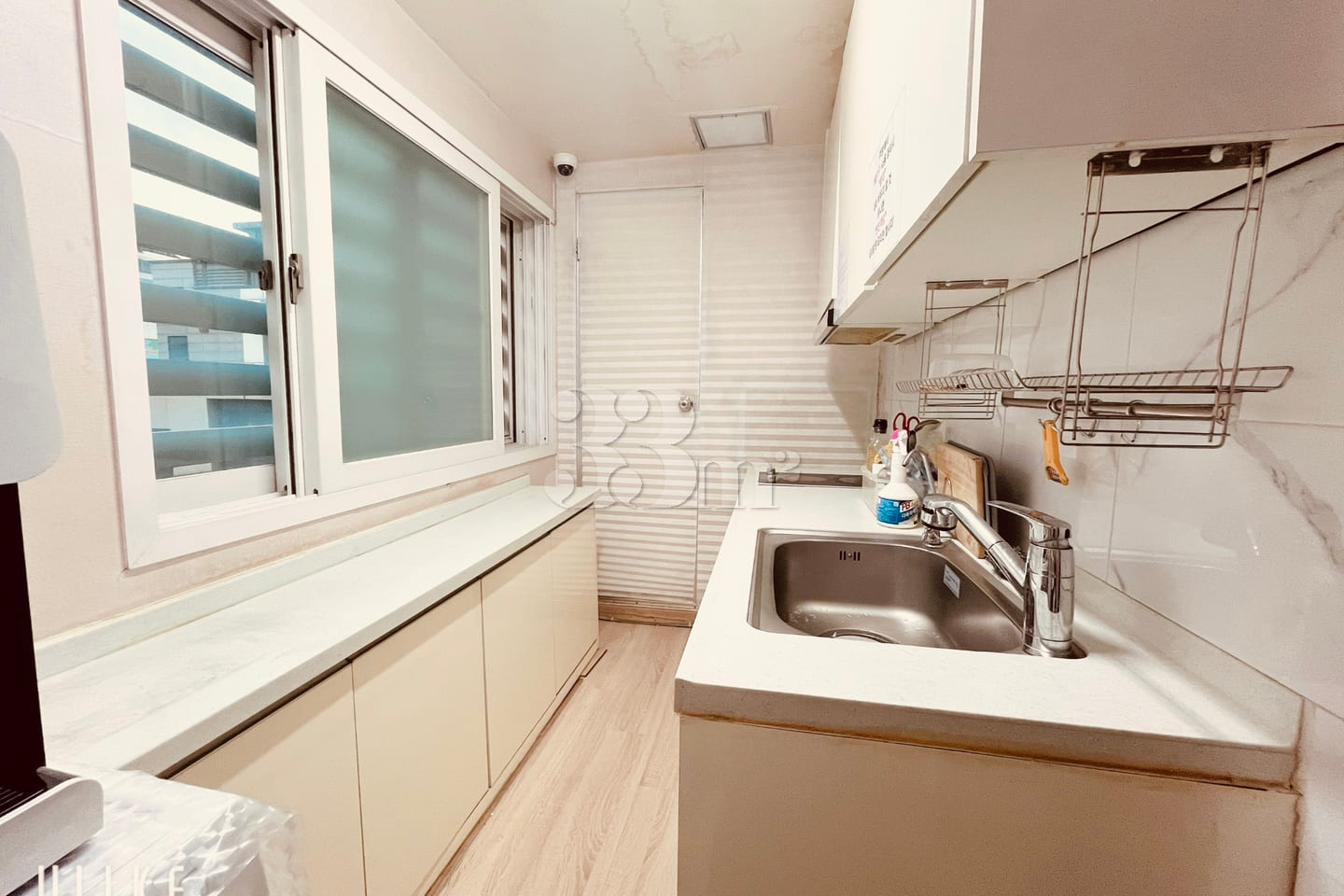 2-minute walk from Sinchon Station (Line 2) 10th image