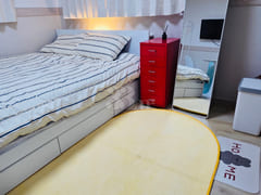 Fully Furnished Unit B (4-Minute Walk from Bo 0th image