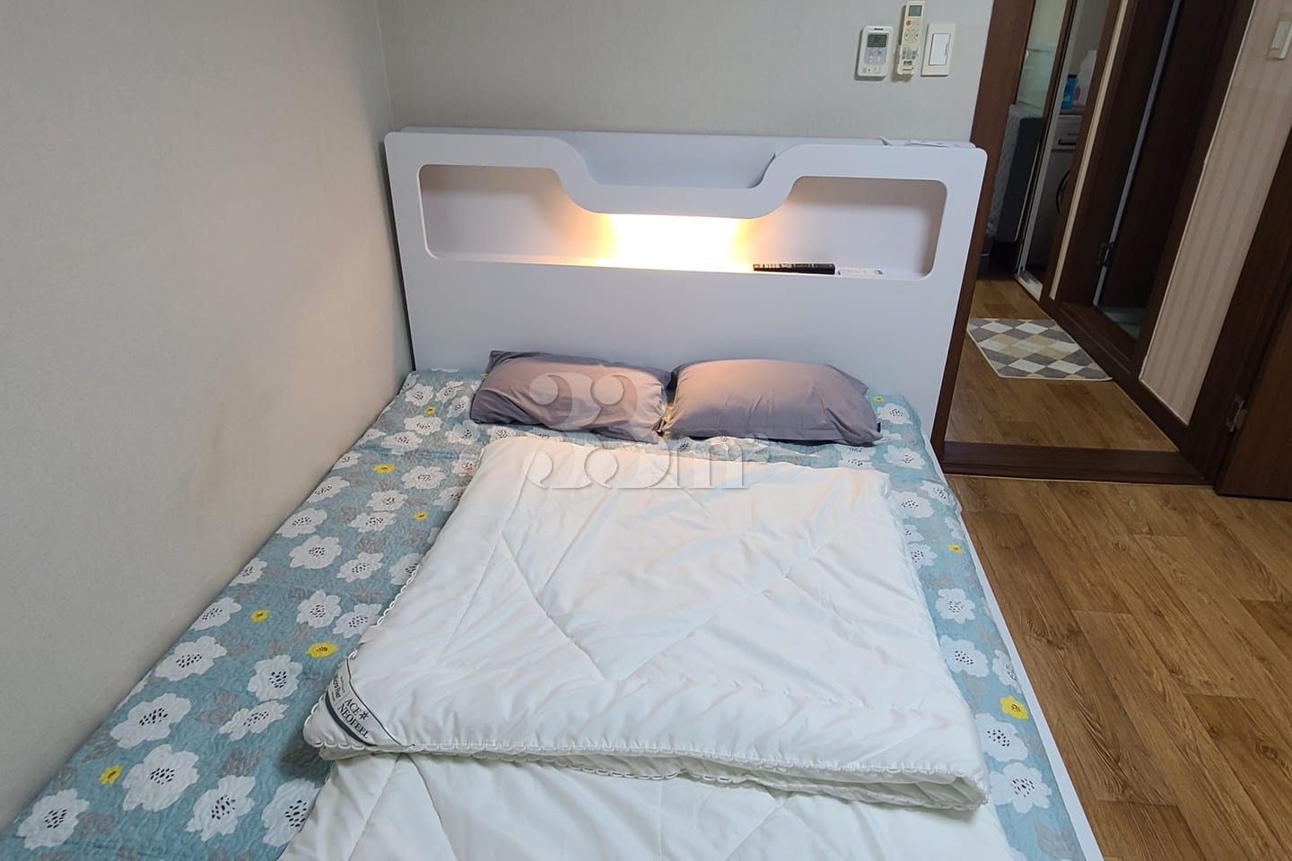 Nuriel Unit 201: Mini Two-Room Unit 1th image