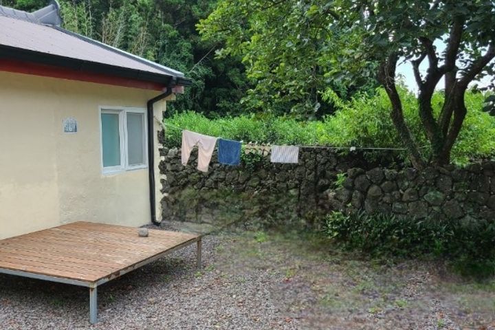 Detached house with a garden in Seogwipo 18th image