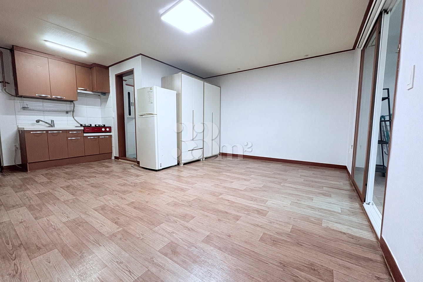 Large studio apartment near Deokgye Station i 3th image