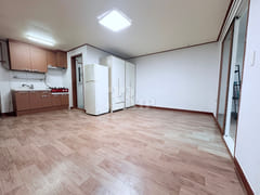 Large studio apartment near Deokgye Station i 3th image