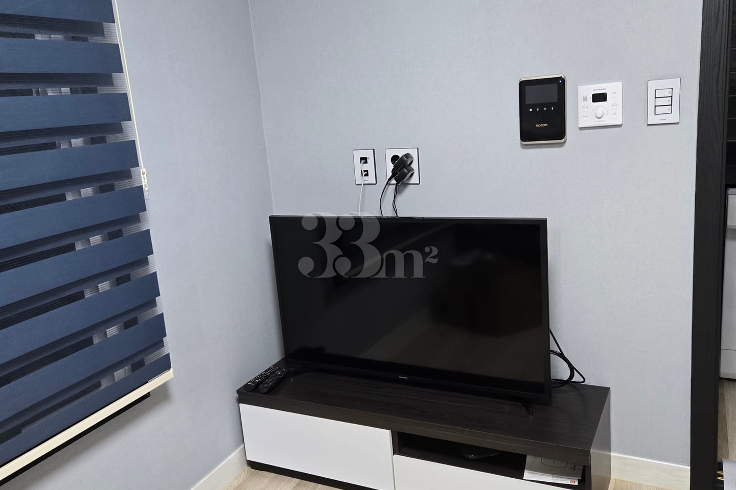 A comfortable home in front of Yongjeon Middl 7th image