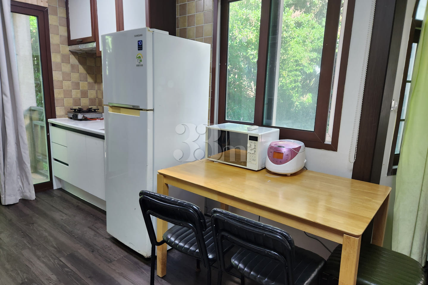 2nd-floor studio apartment with an Aewol sea  5th image