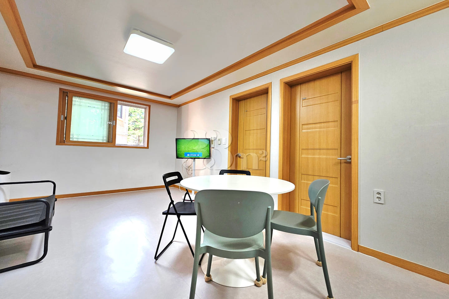 Spacious 2-room unit – thoroughly cleaned / 4 2th image