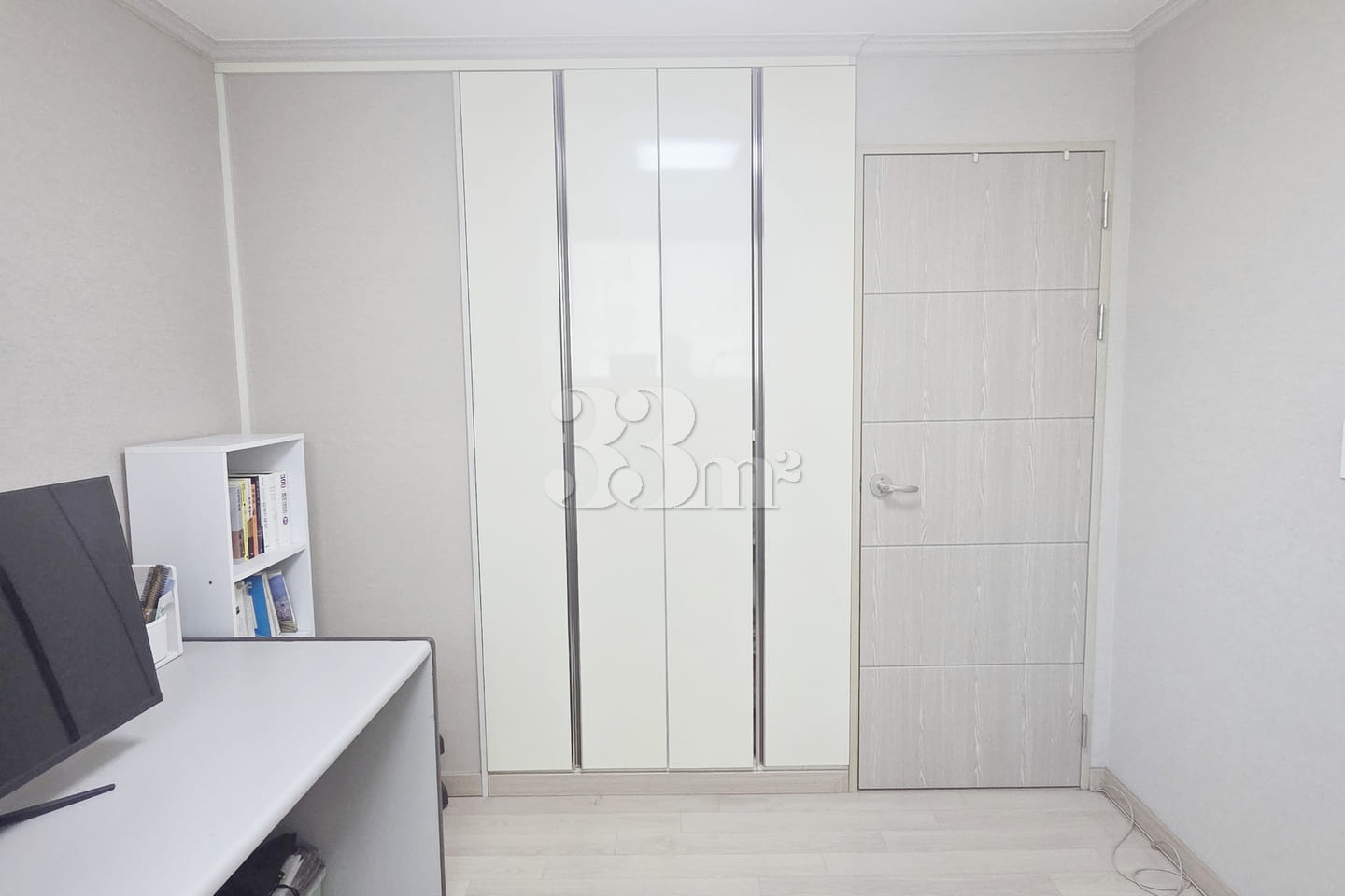 Fully furnished two-room apartment 2 minutes 15th image