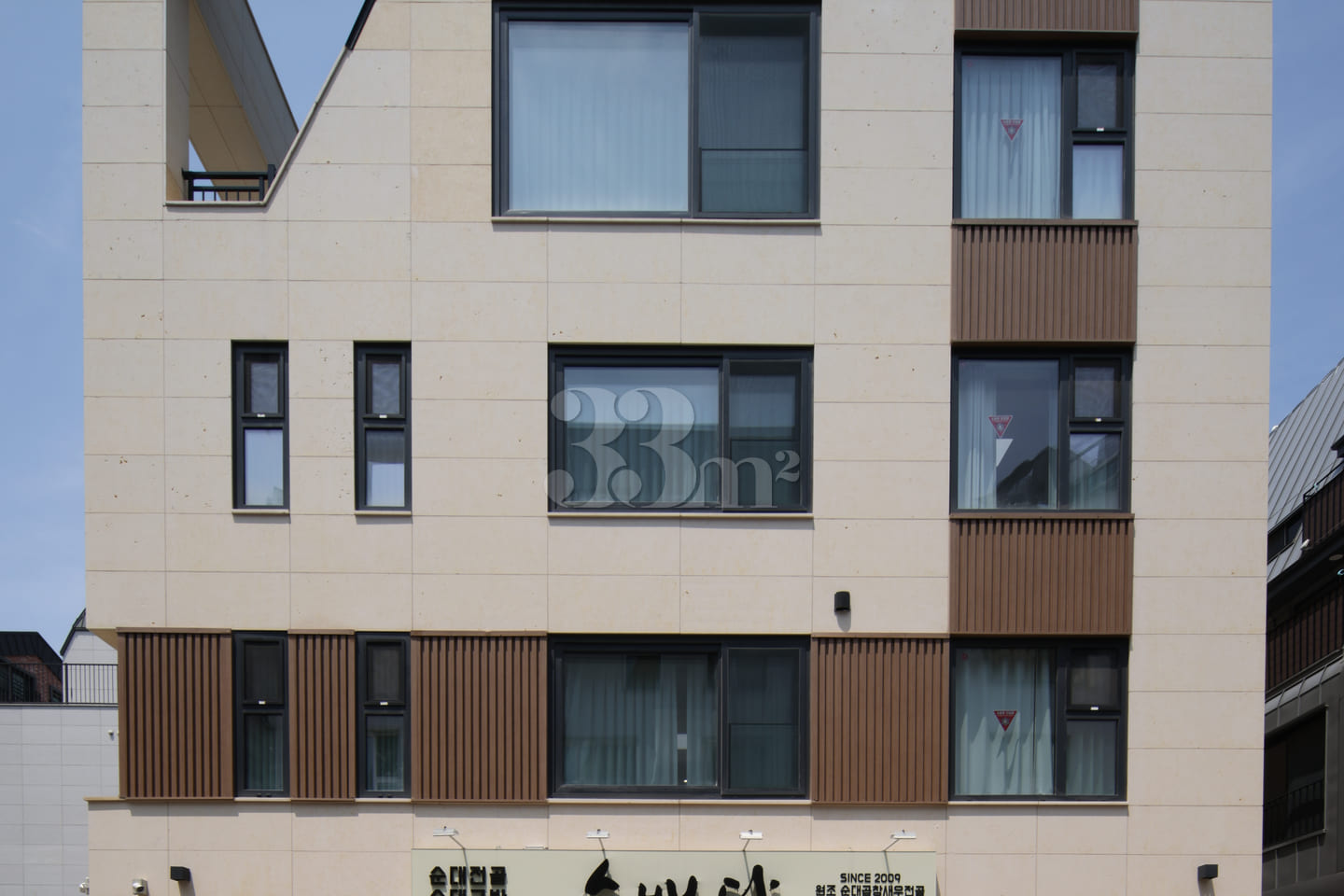Fully furnished 3-bedroom unit near DMC 17th image