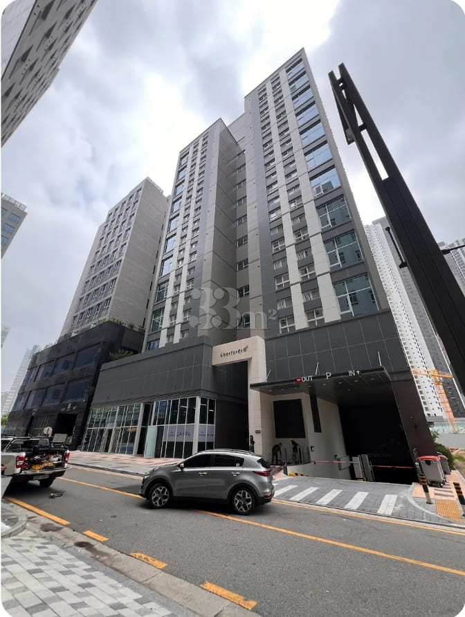Spacious Duplex at Dongtan Station 8th image