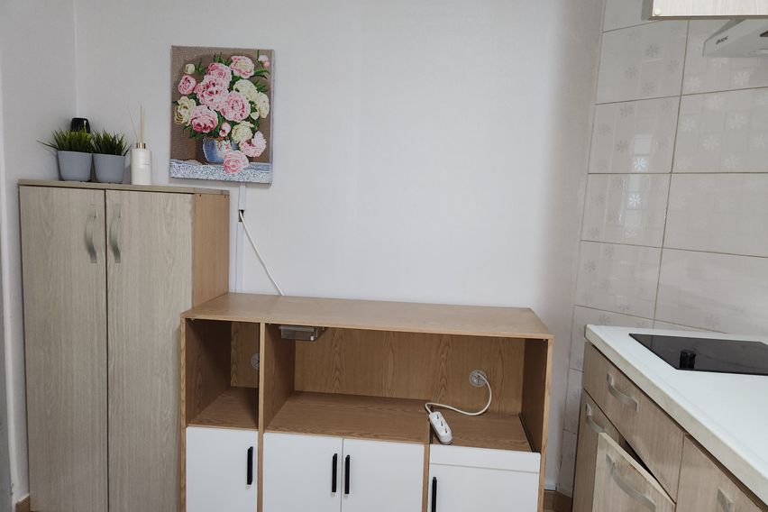 송산동 2층 103호