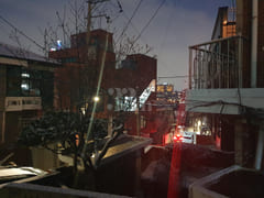 Should I also live in Haebangchon, a popular 18th image